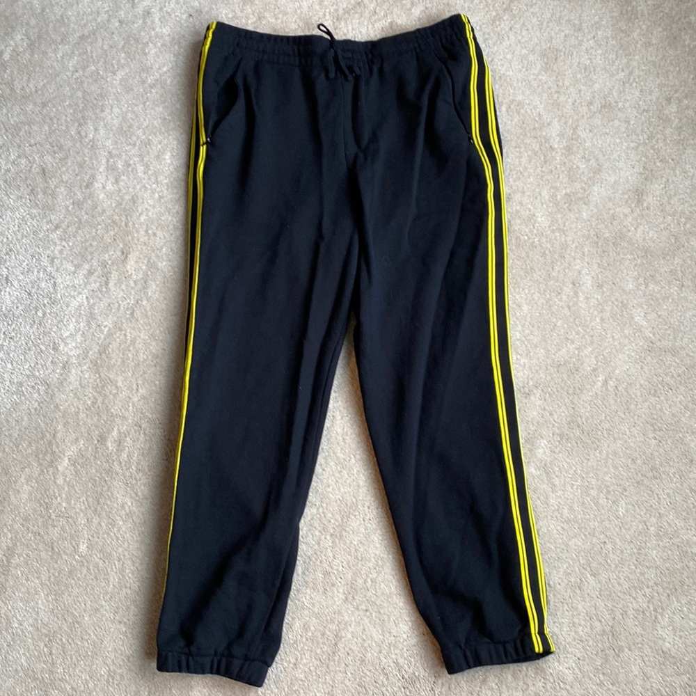 PacSun Basic French Terry Side Stripe Sweatpants